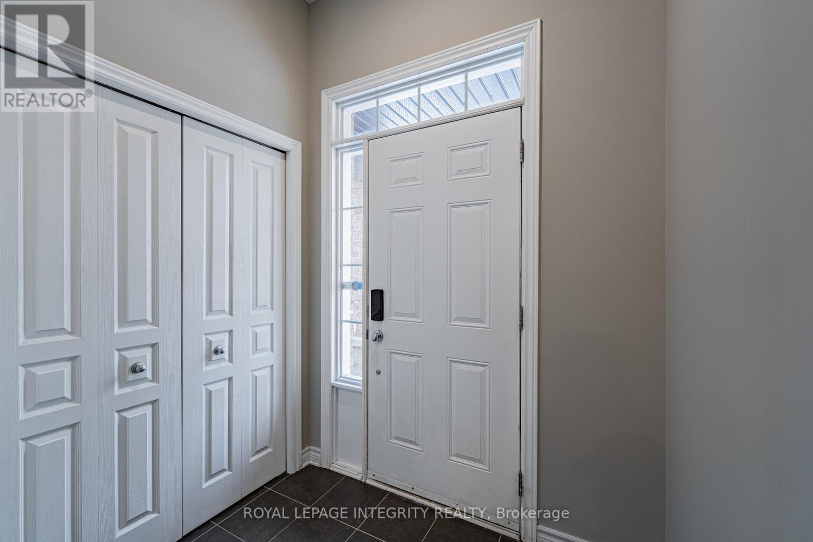 278 Maxwell Bridge Road, Ottawa, Ontario  K2W 0B2 - Photo 3 - X12867008