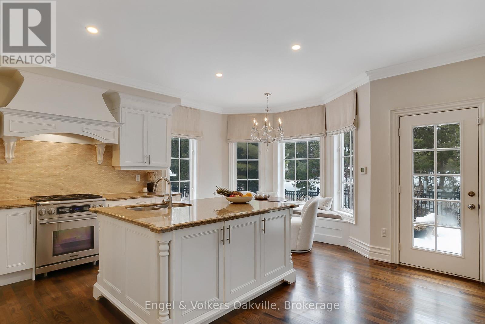 493 Berkley Court, Oakville, Ontario  L6H 6Y9 - Photo 18 - W12866960