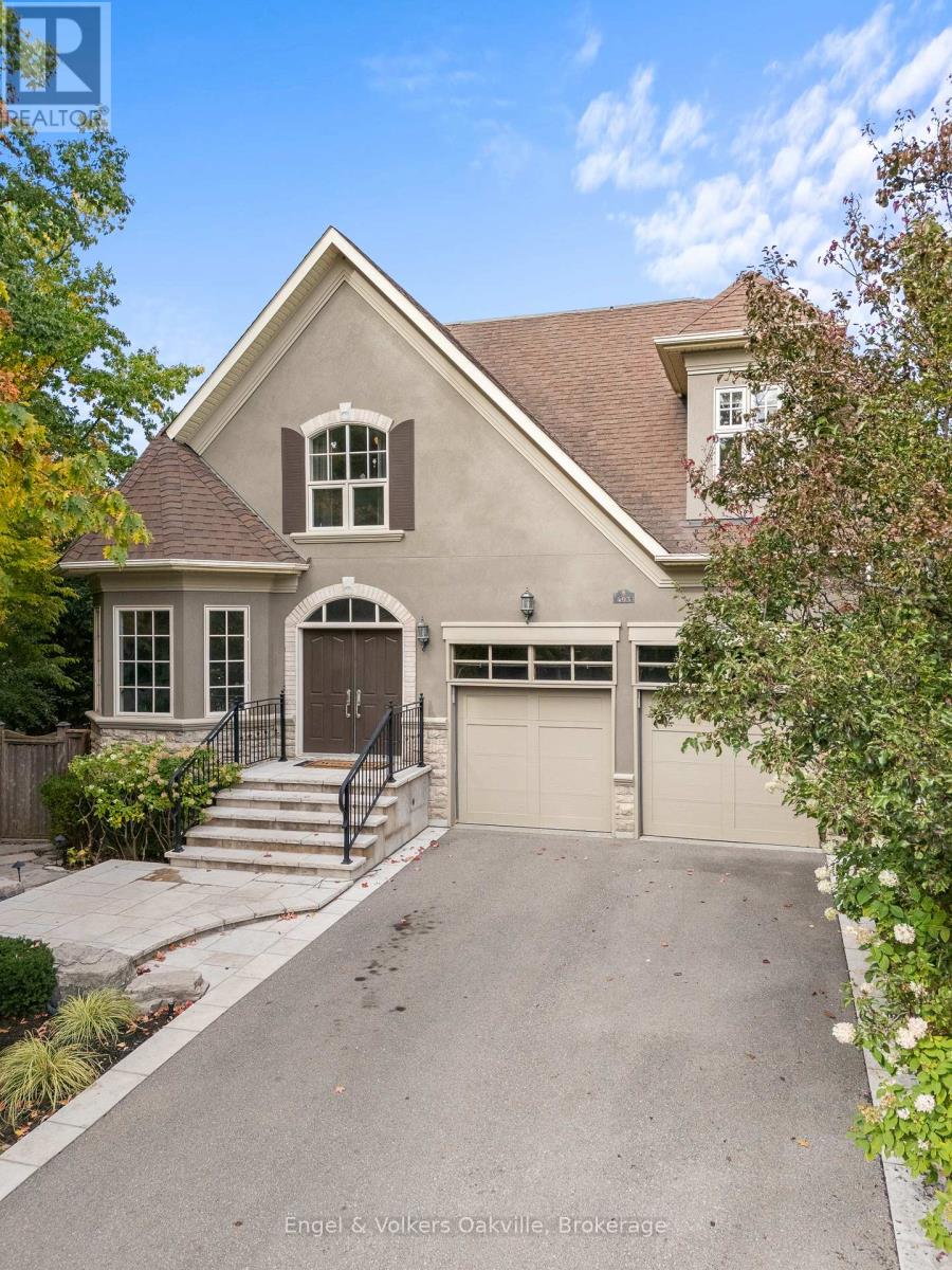 493 Berkley Court, Oakville, Ontario  L6H 6Y9 - Photo 2 - W12866960