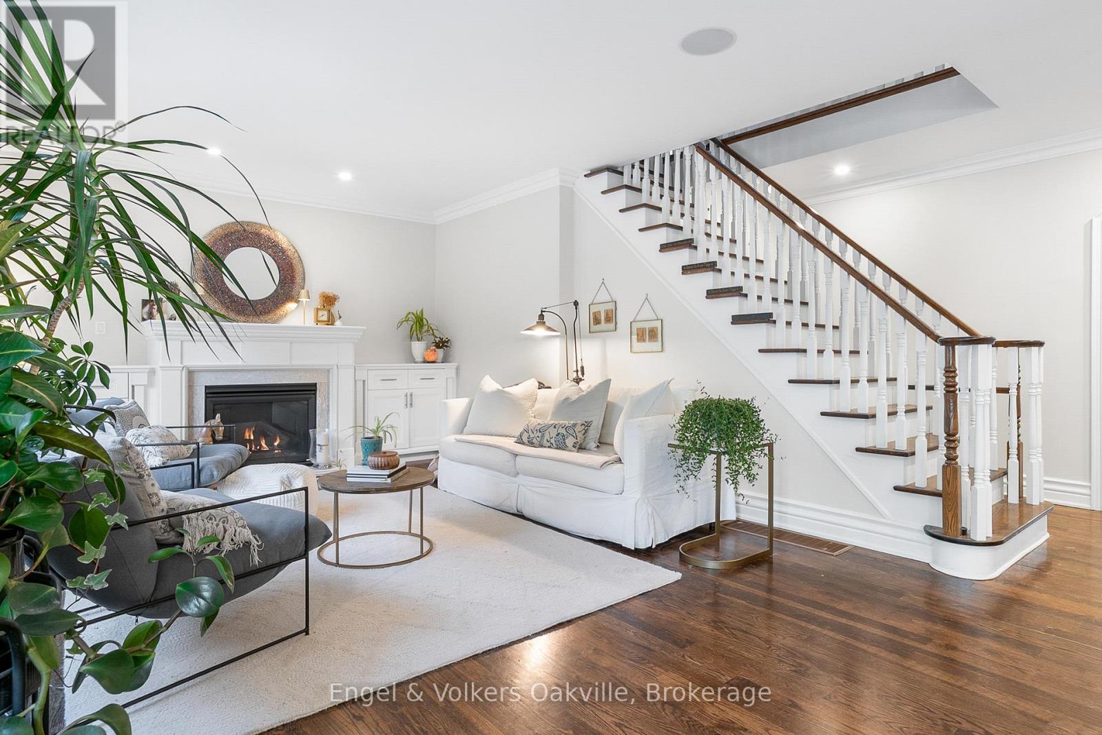 493 Berkley Court, Oakville, Ontario  L6H 6Y9 - Photo 21 - W12866960