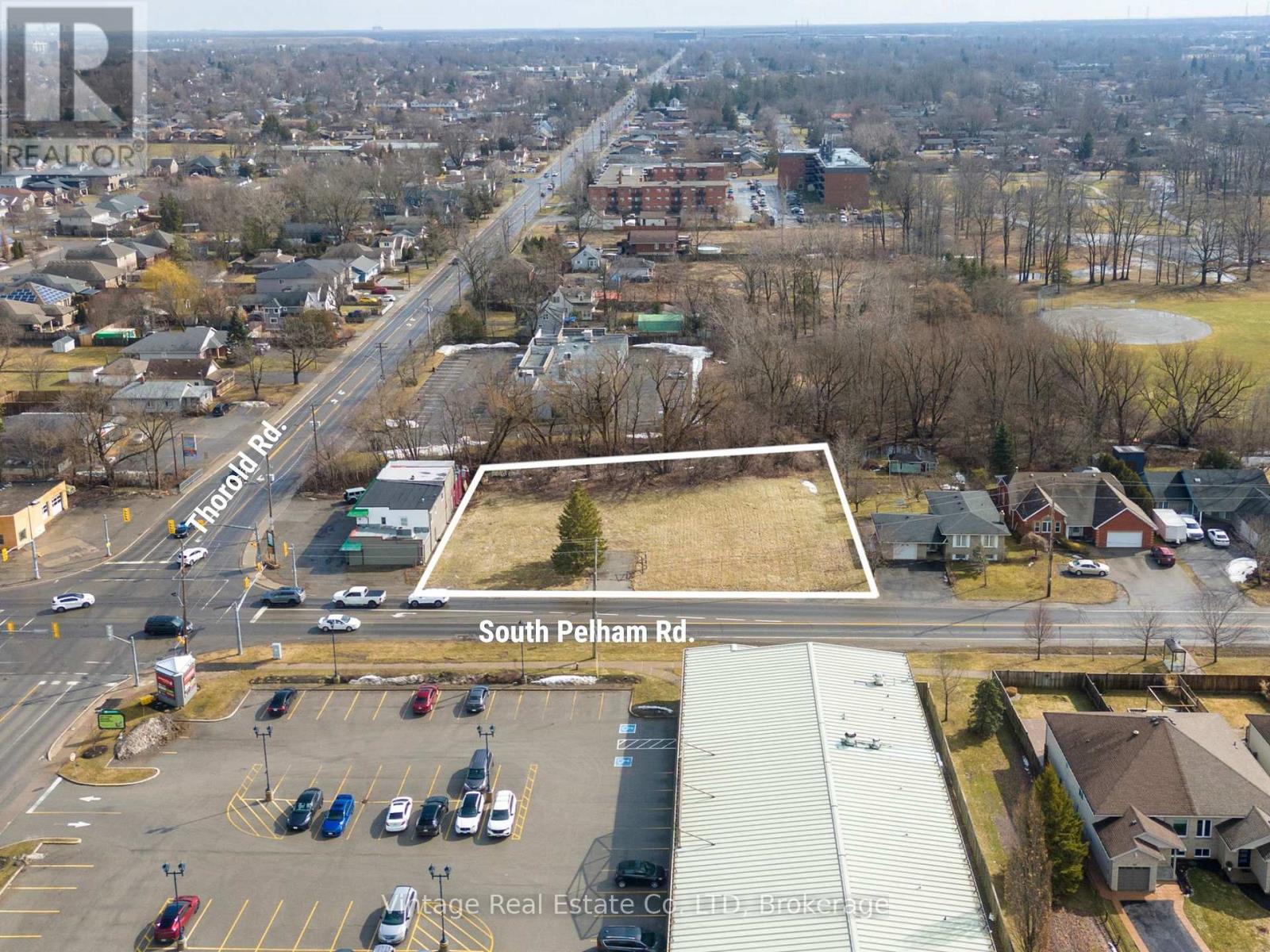 592 South Pelham Road, Welland, Ontario  L3C 3C6 - Photo 4 - X12866886