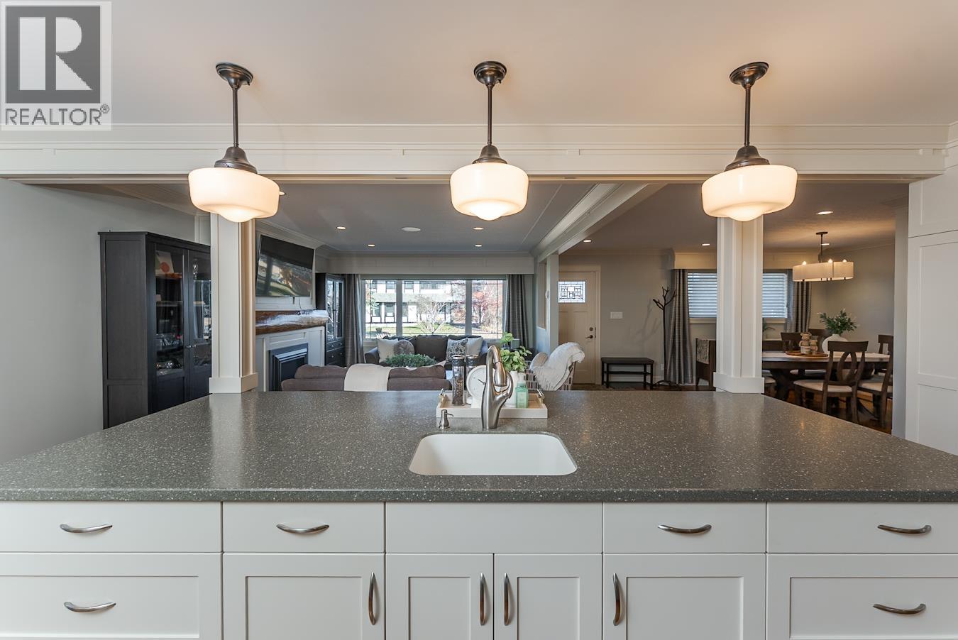 3015 Nechako Drive, Prince George, British Columbia  V2M 3B1 - Photo 8 - R3098082