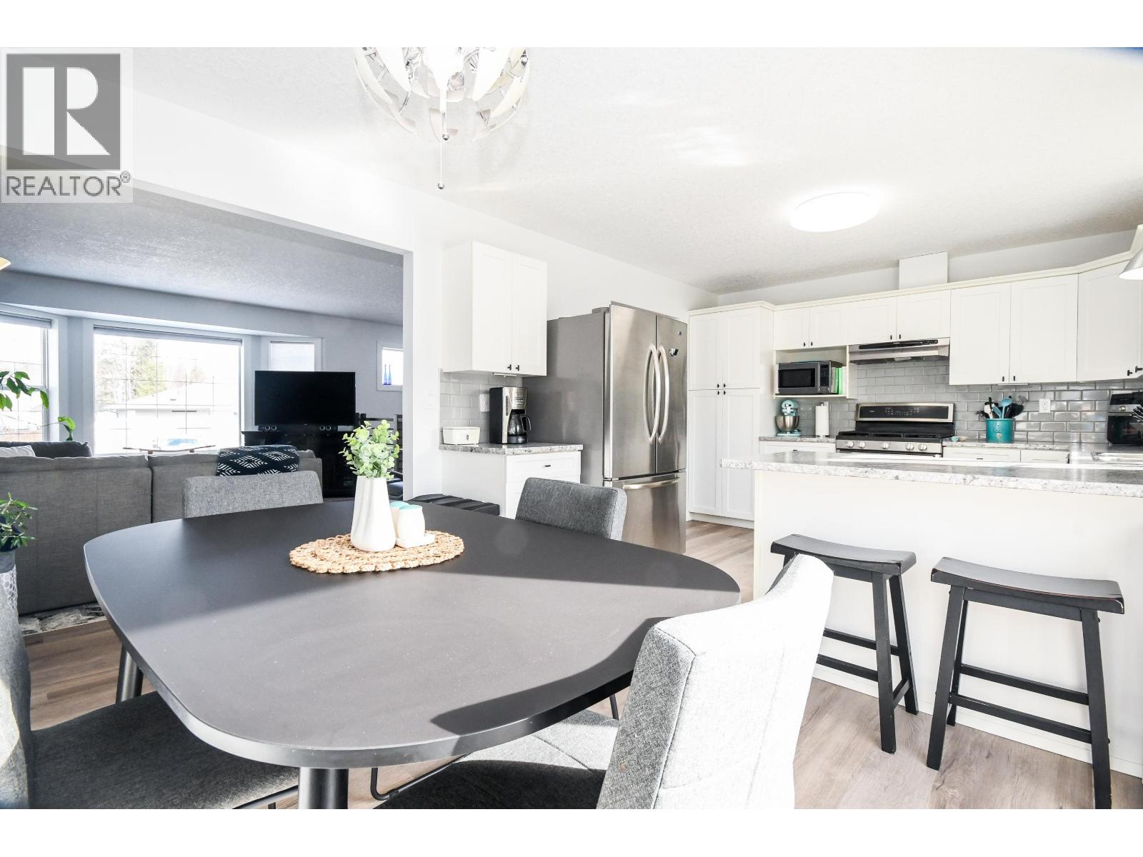 5656 Bearspaw Crescent, Prince George, British Columbia  V2N 6P7 - Photo 8 - R3098083