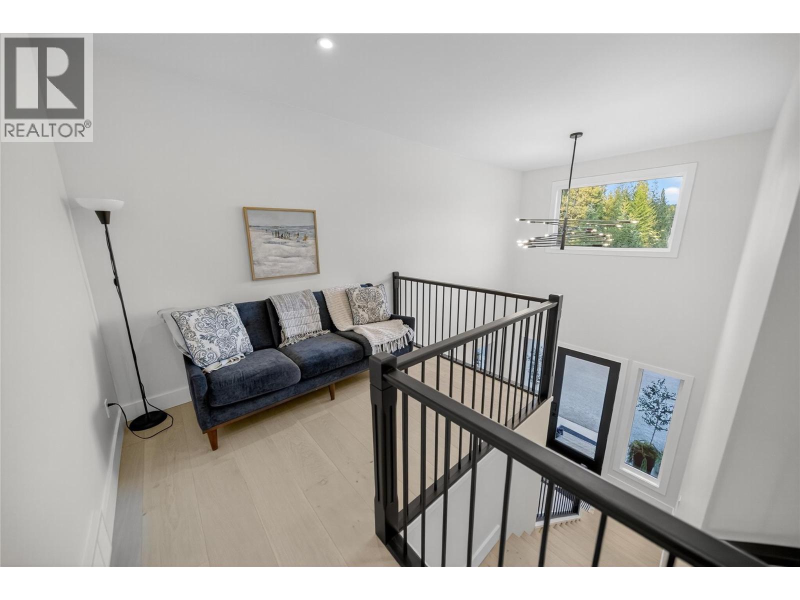 1323 Mcdonald Road, Cranbrook, British Columbia  V1C 6V9 - Photo 32 - 10378772