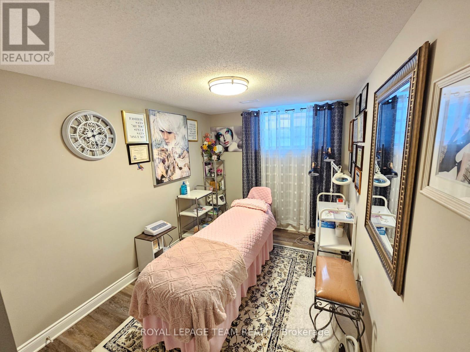 70 Morris Street, Carleton Place, Ontario  K7C 0A4 - Photo 21 - X12864140