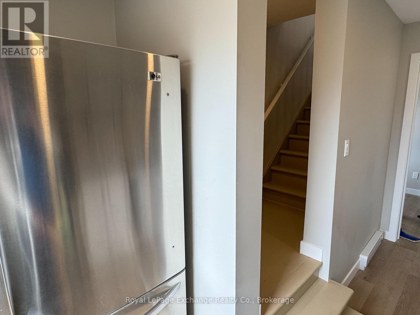 3 - 317 Durham Street, Kincardine, Ontario  N2Z 2X9 - Photo 4 - X12866810