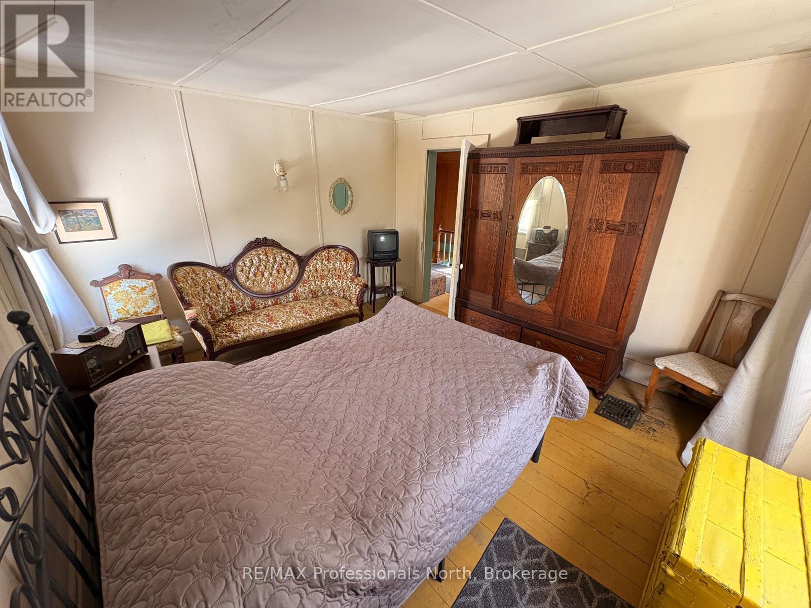 231 Kay Road W, Huntsville, Ontario  P0B 1L0 - Photo 18 - X12866826