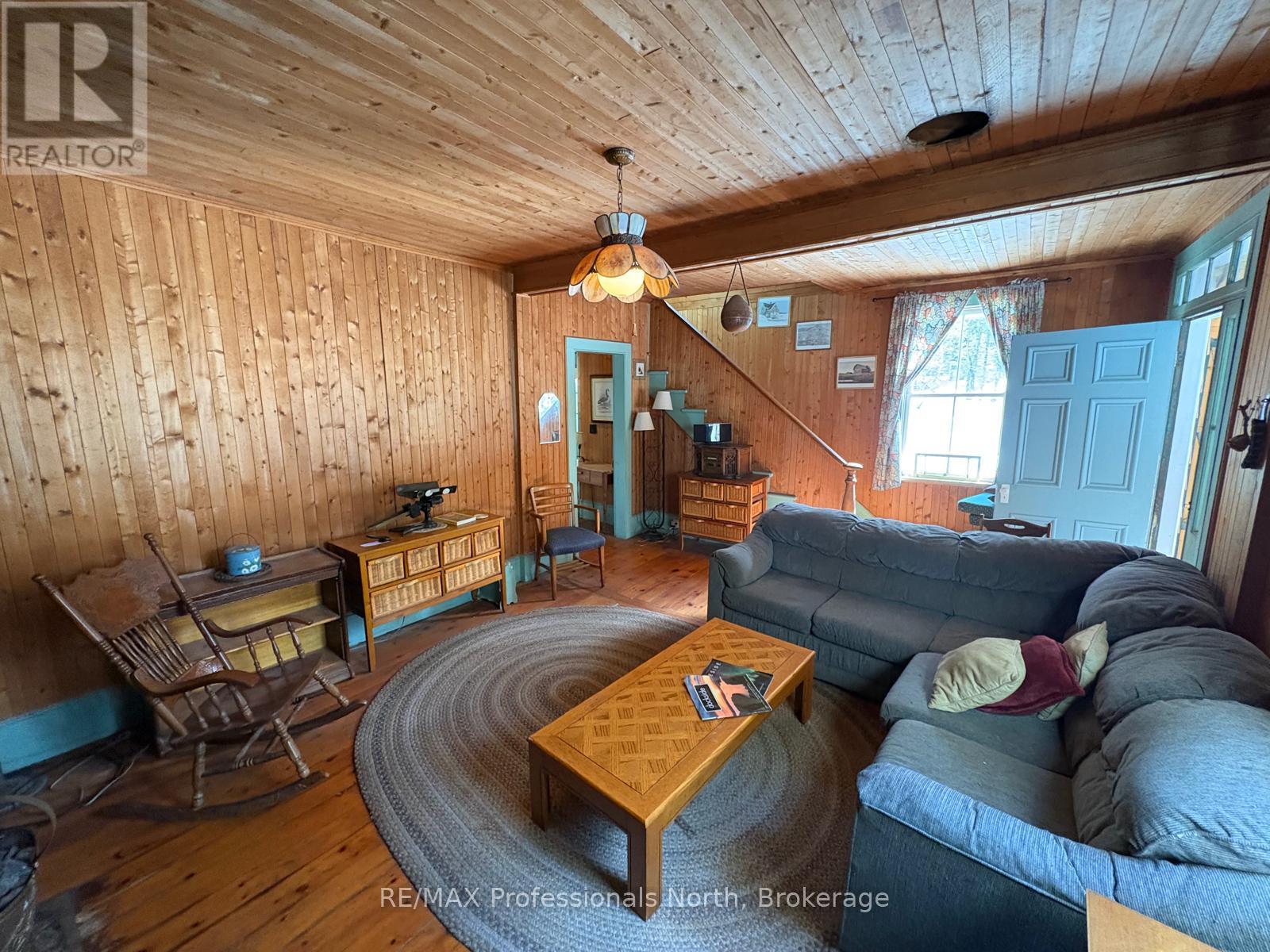 231 Kay Road W, Huntsville, Ontario  P0B 1L0 - Photo 9 - X12866826