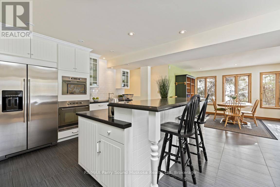 14 Big Sound Road, Mcdougall, Ontario  P0G 1G0 - Photo 11 - X12866864