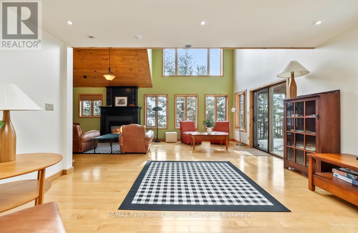 14 Big Sound Road, Mcdougall, Ontario  P0G 1G0 - Photo 6 - X12866864