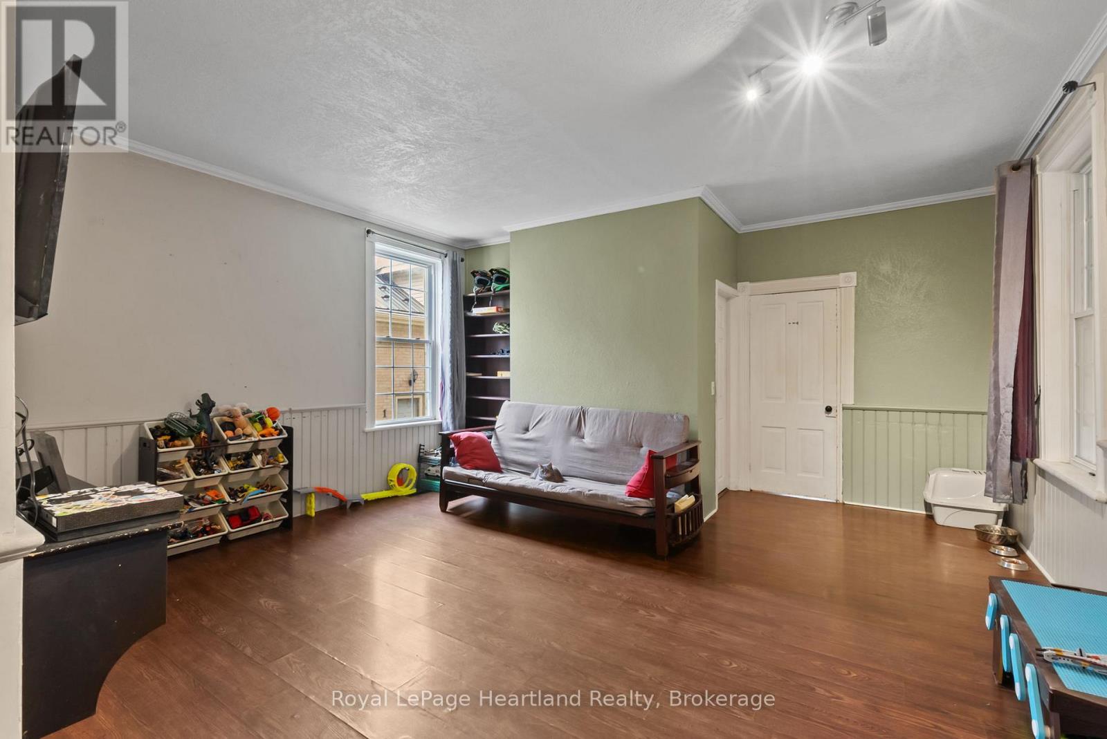 125 Elora Street S, Minto, Ontario  N0G 1Z0 - Photo 16 - X12866930