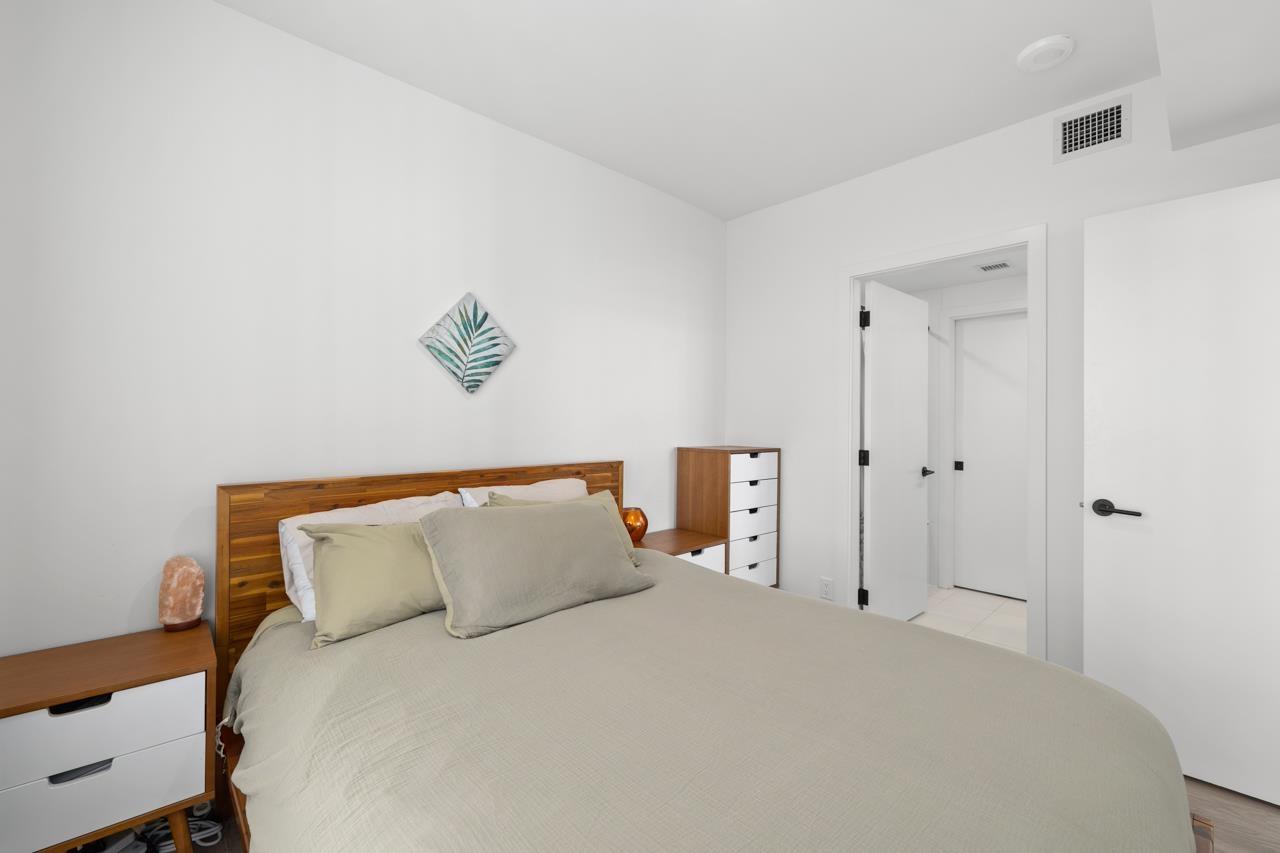 1604 10448 University Drive, Surrey, British Columbia  V3T 0S7 - Photo 17 - R3096853