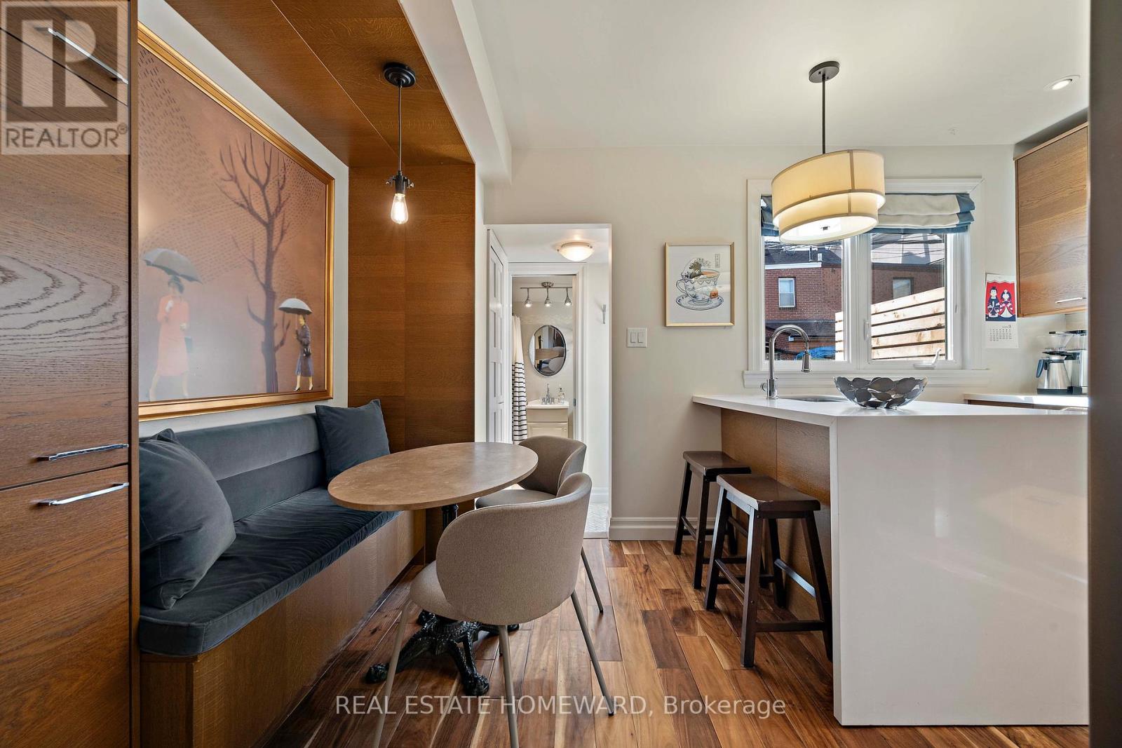 142 Bellwoods Avenue, Toronto, Ontario  M6J 2P4 - Photo 18 - C12866804