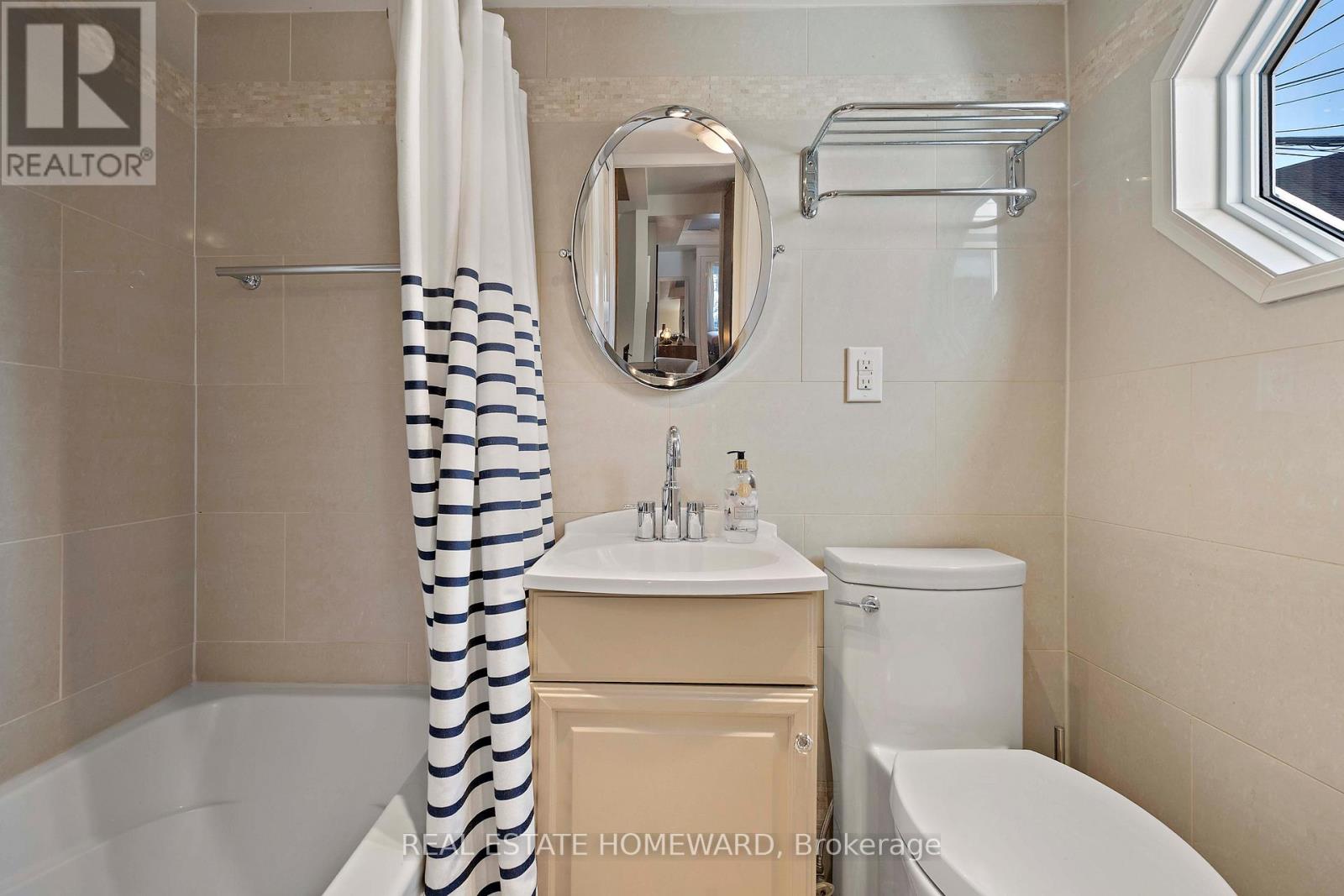 142 Bellwoods Avenue, Toronto, Ontario  M6J 2P4 - Photo 20 - C12866804