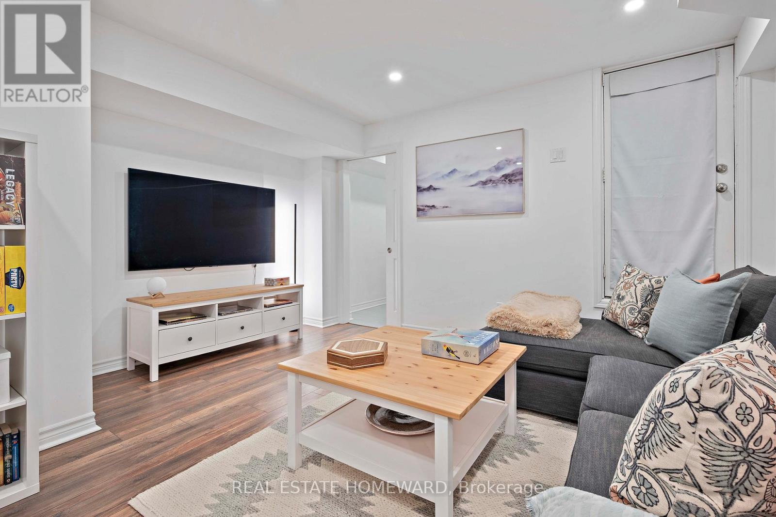 142 Bellwoods Avenue, Toronto, Ontario  M6J 2P4 - Photo 22 - C12866804