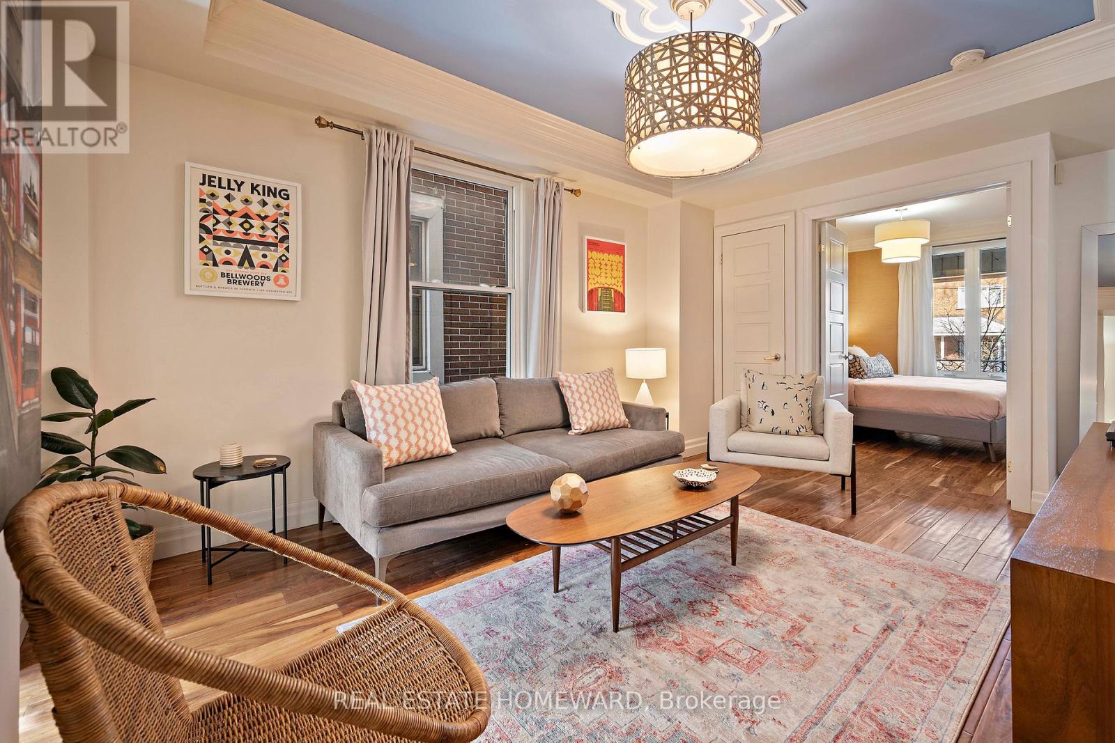 142 Bellwoods Avenue, Toronto, Ontario  M6J 2P4 - Photo 8 - C12866804