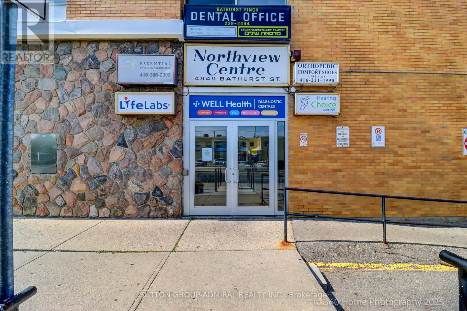 211 - 4949 Bathurst Street, Toronto, Ontario  M2R 1Y1 - Photo 2 - C12866860