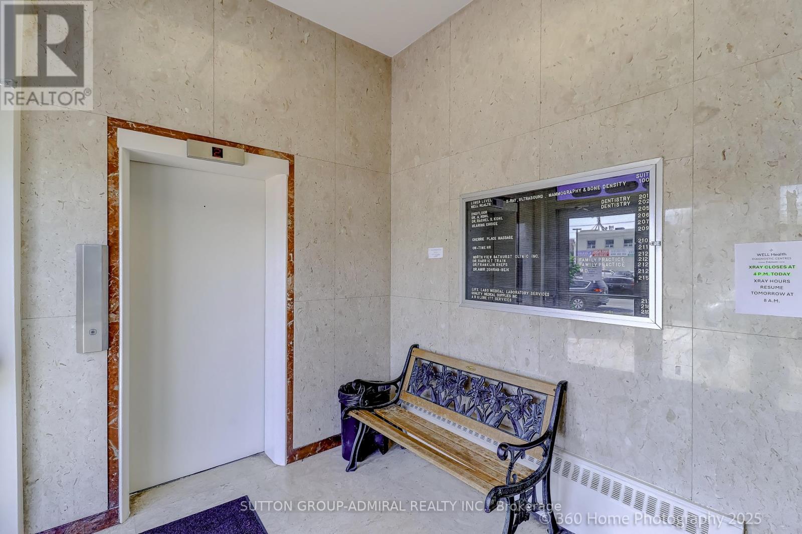 211 - 4949 Bathurst Street, Toronto, Ontario  M2R 1Y1 - Photo 3 - C12866860