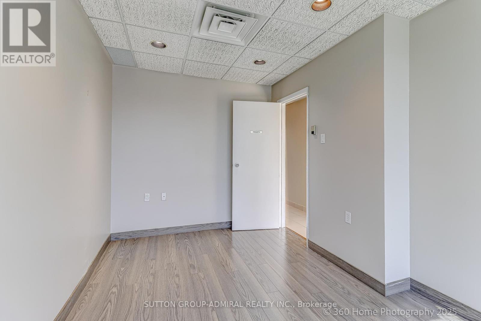 211 - 4949 Bathurst Street, Toronto, Ontario  M2R 1Y1 - Photo 7 - C12866860