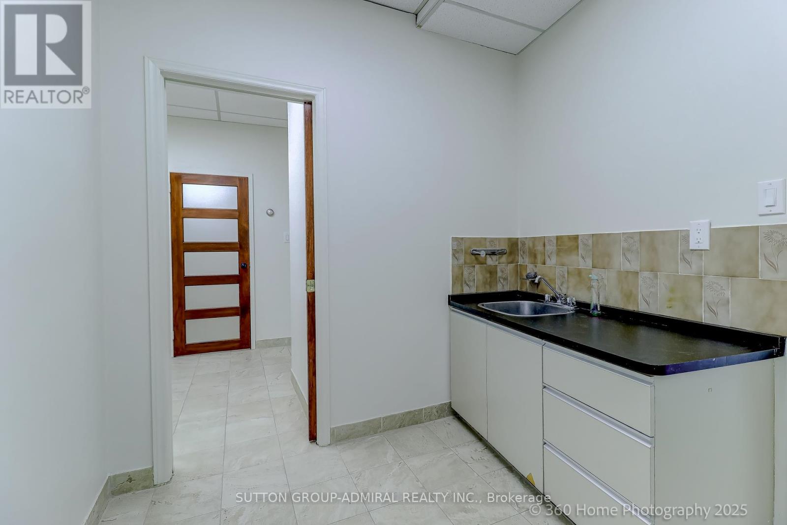 206 - 4949 Bathurst Street, Toronto, Ontario  M2R 1Y1 - Photo 9 - C12866884