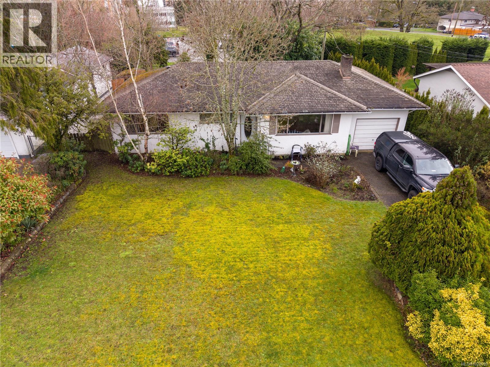 3313 Rolston Cres, Saanich, British Columbia  V8Z 4N9 - Photo 29 - 1028099