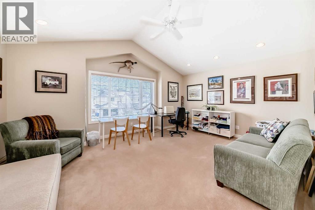 487 Rocky Ridge Drive Nw, Calgary, Alberta  T3G 5C3 - Photo 31 - A2290057