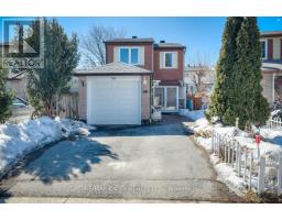 34 WHISTLING HILLS DRIVE, Toronto, Ontario