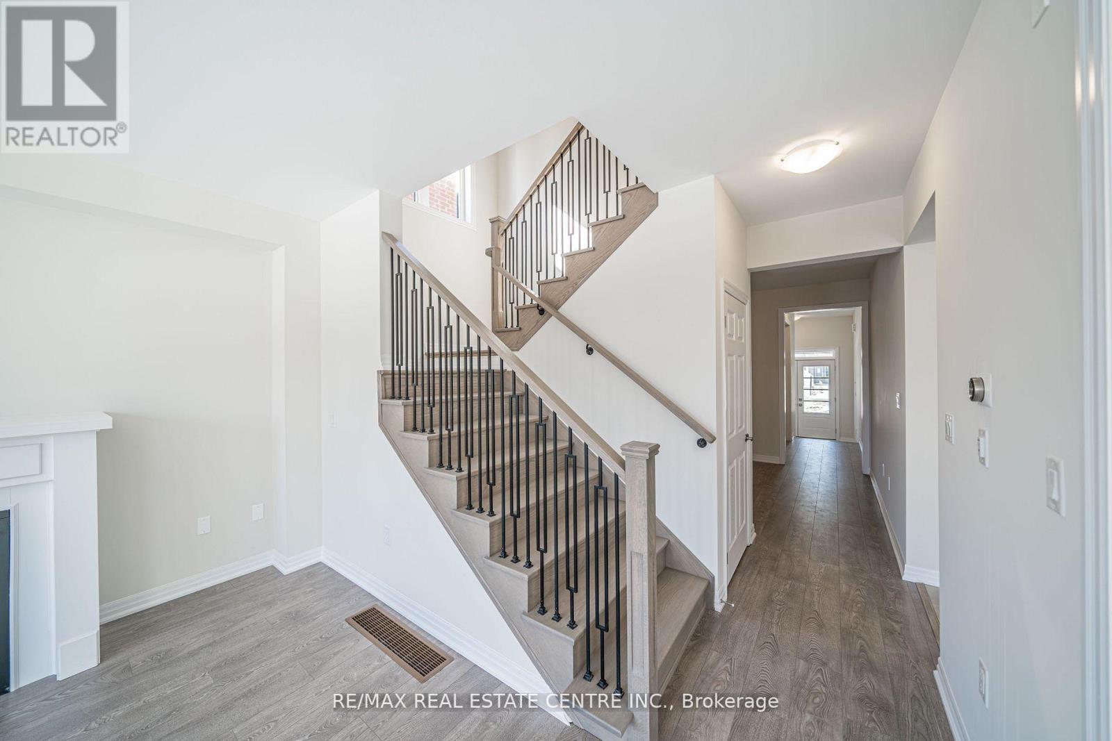 47 Northrop Avenue, Clarington, Ontario  L1B 1G9 - Photo 6 - E12866918