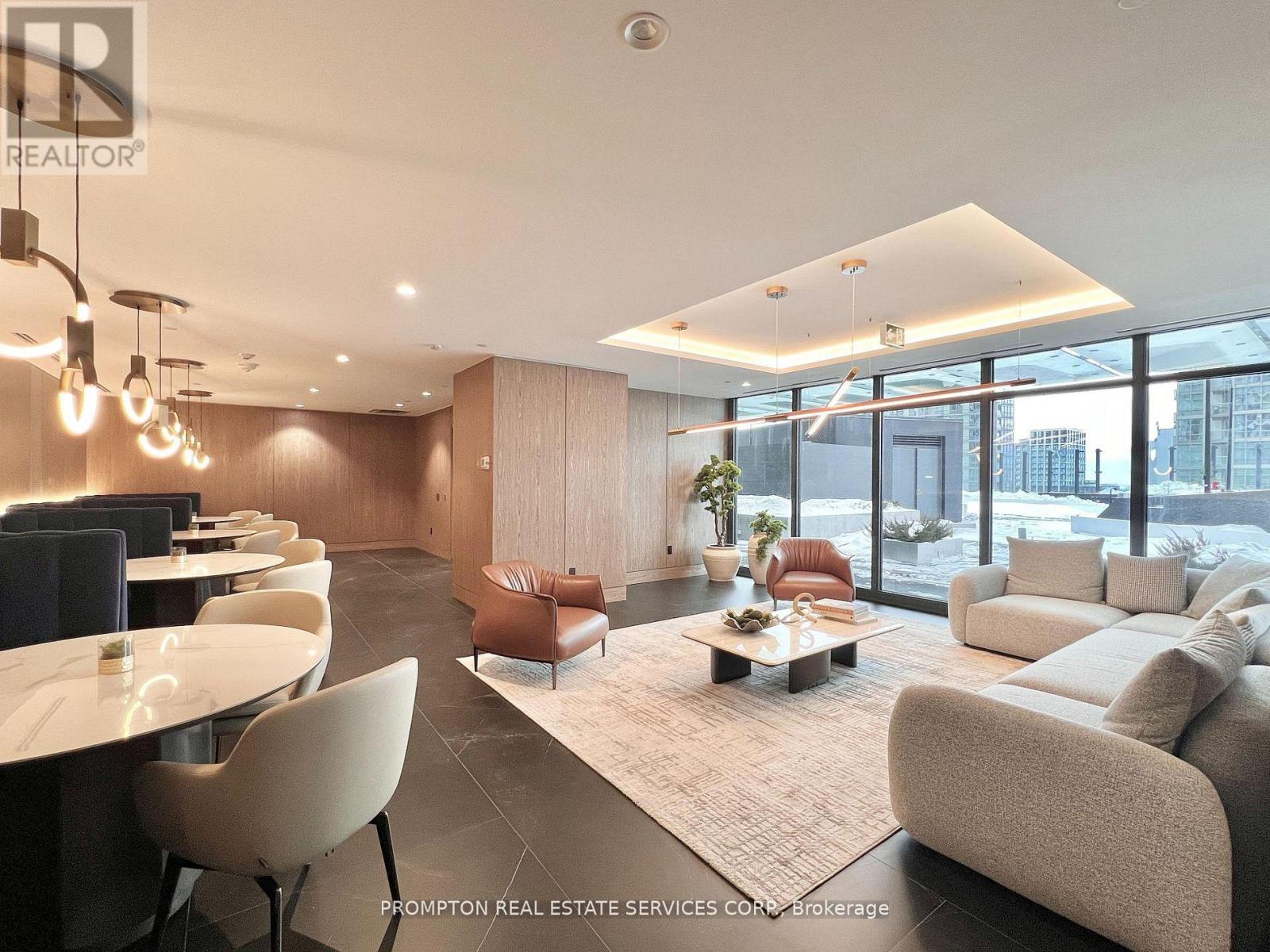 5712 - 3 Concord Cityplace Way, Toronto, Ontario  M5V 0X4 - Photo 33 - C12864402