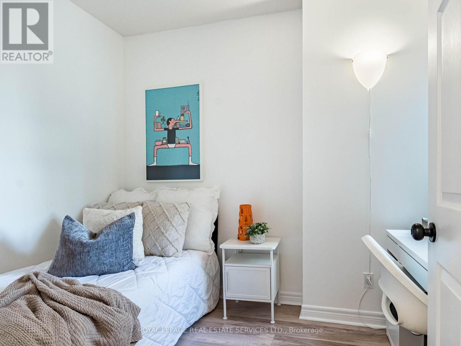 802 - 55 Bloor Street E, Toronto, Ontario  M4W 3W6 - Photo 15 - C12866648