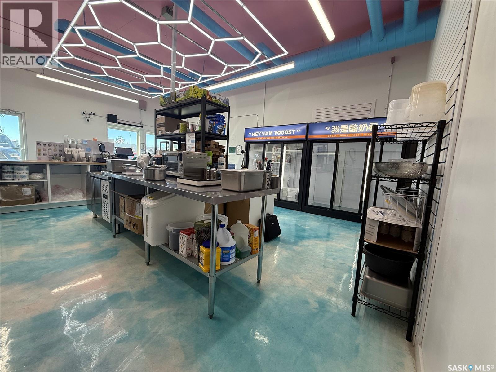 2723 Quance Street E, Regina, Saskatchewan  S4N 7M3 - Photo 11 - SK030097