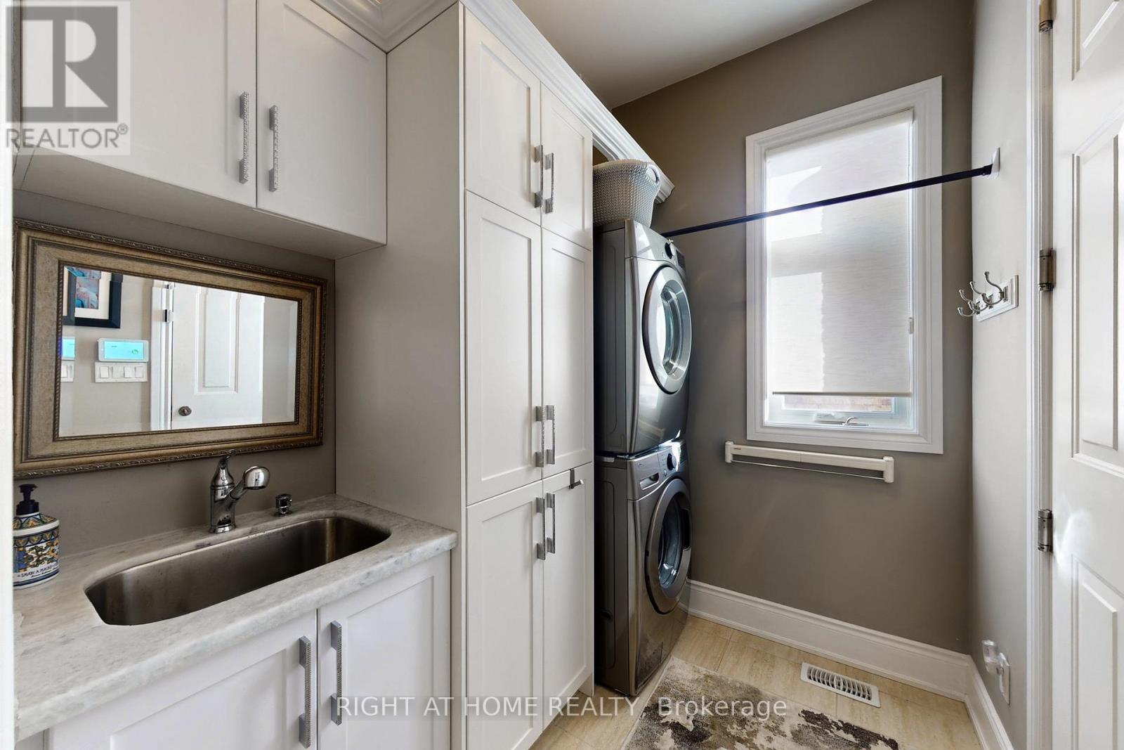 131 Robert Berry Crescent, King, Ontario  L7B 0M3 - Photo 21 - N12866756