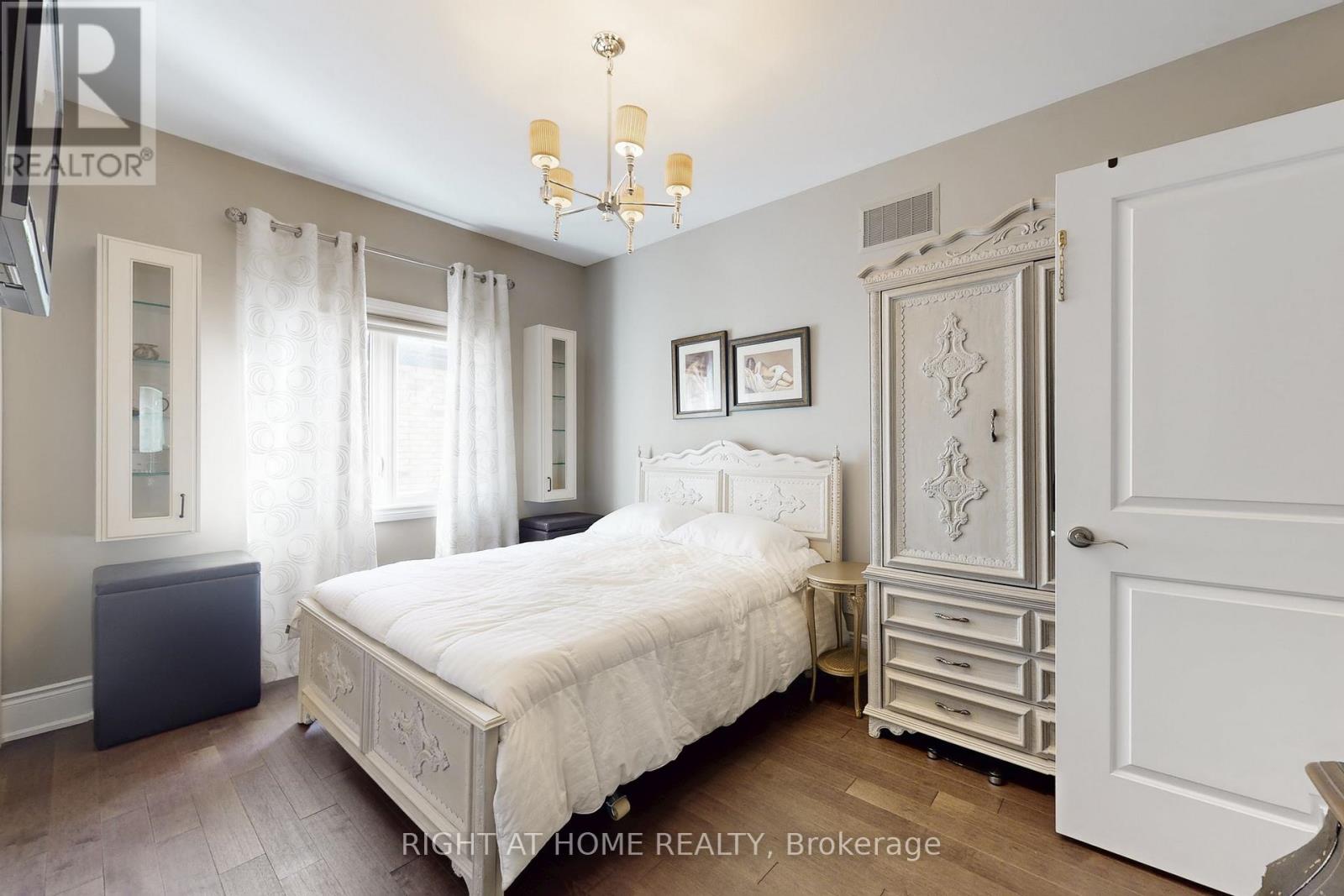 131 Robert Berry Crescent, King, Ontario  L7B 0M3 - Photo 28 - N12866756