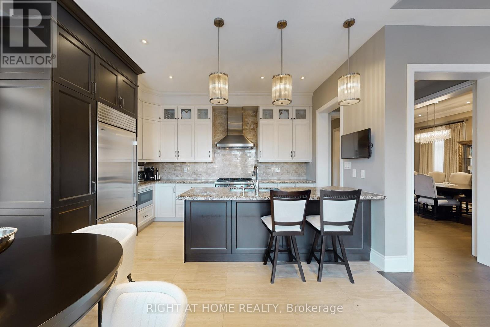 131 Robert Berry Crescent, King, Ontario  L7B 0M3 - Photo 6 - N12866756