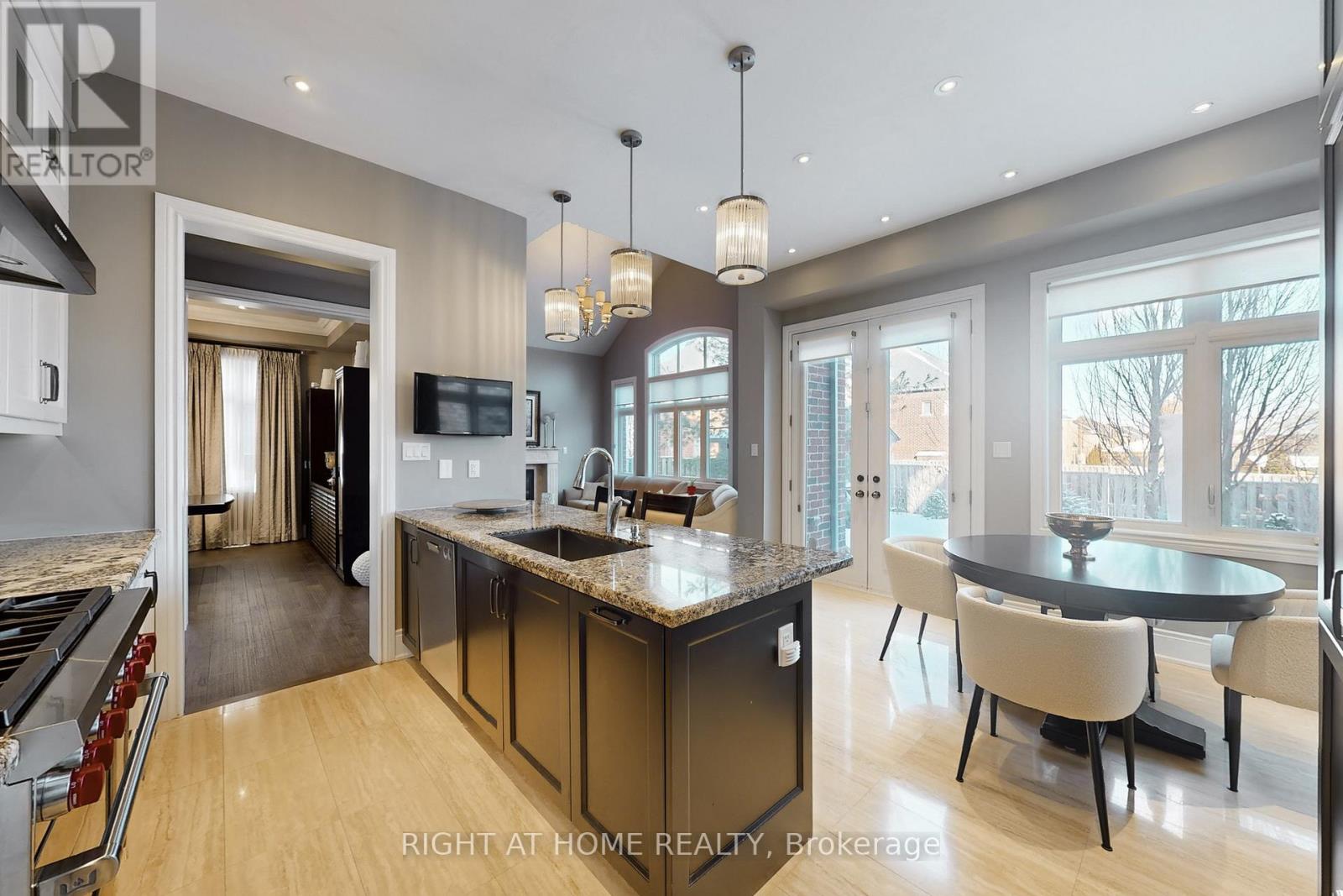 131 Robert Berry Crescent, King, Ontario  L7B 0M3 - Photo 7 - N12866756