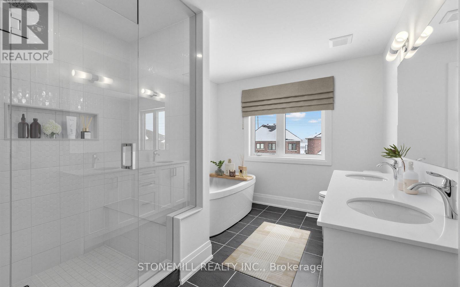 11 Edgar Avenue, Essa, Ontario  L3W 0A9 - Photo 6 - N12866902