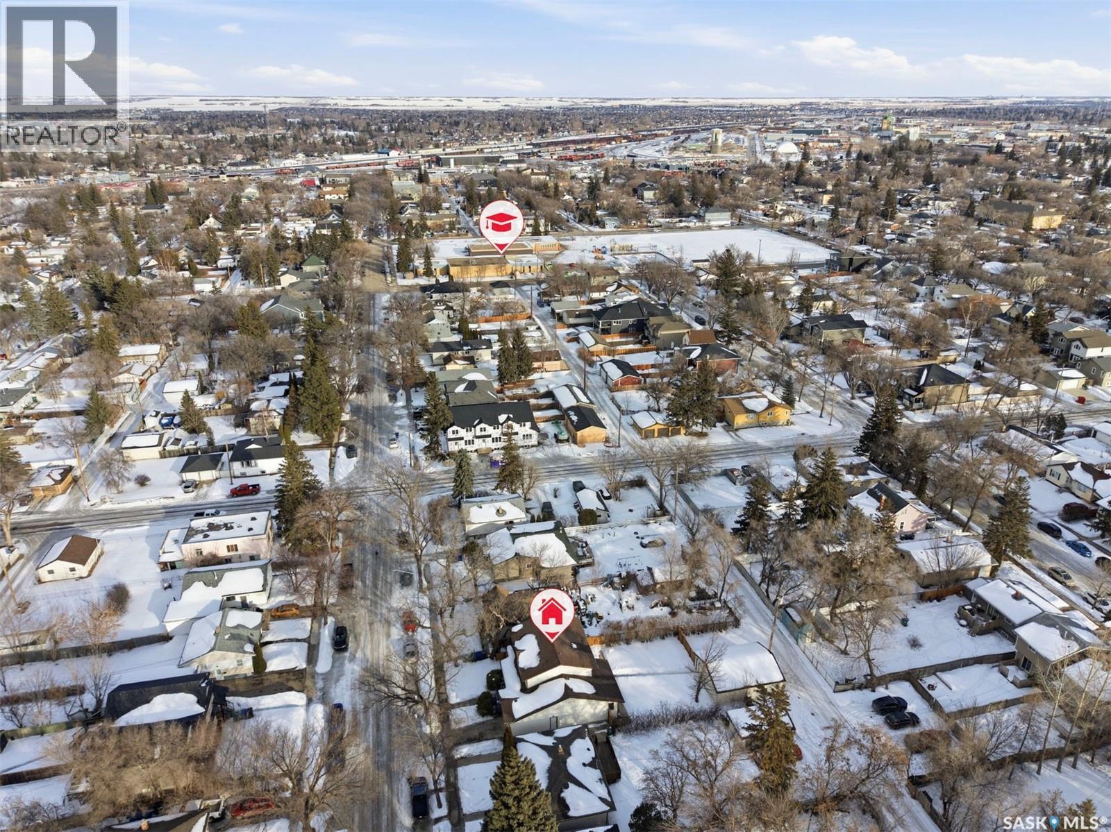 407 111th Street W, Saskatoon, Saskatchewan  S7N 1T6 - Photo 2 - SK029954