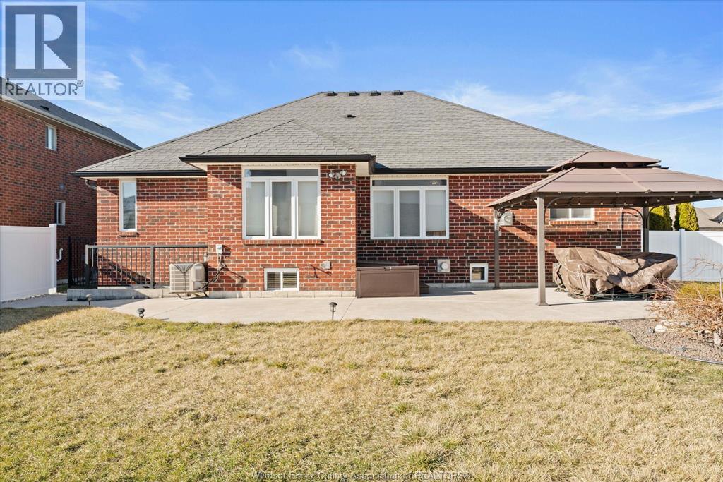 2535 Skinner, Lasalle, Ontario  N9H 2R6 - Photo 40 - 26005018