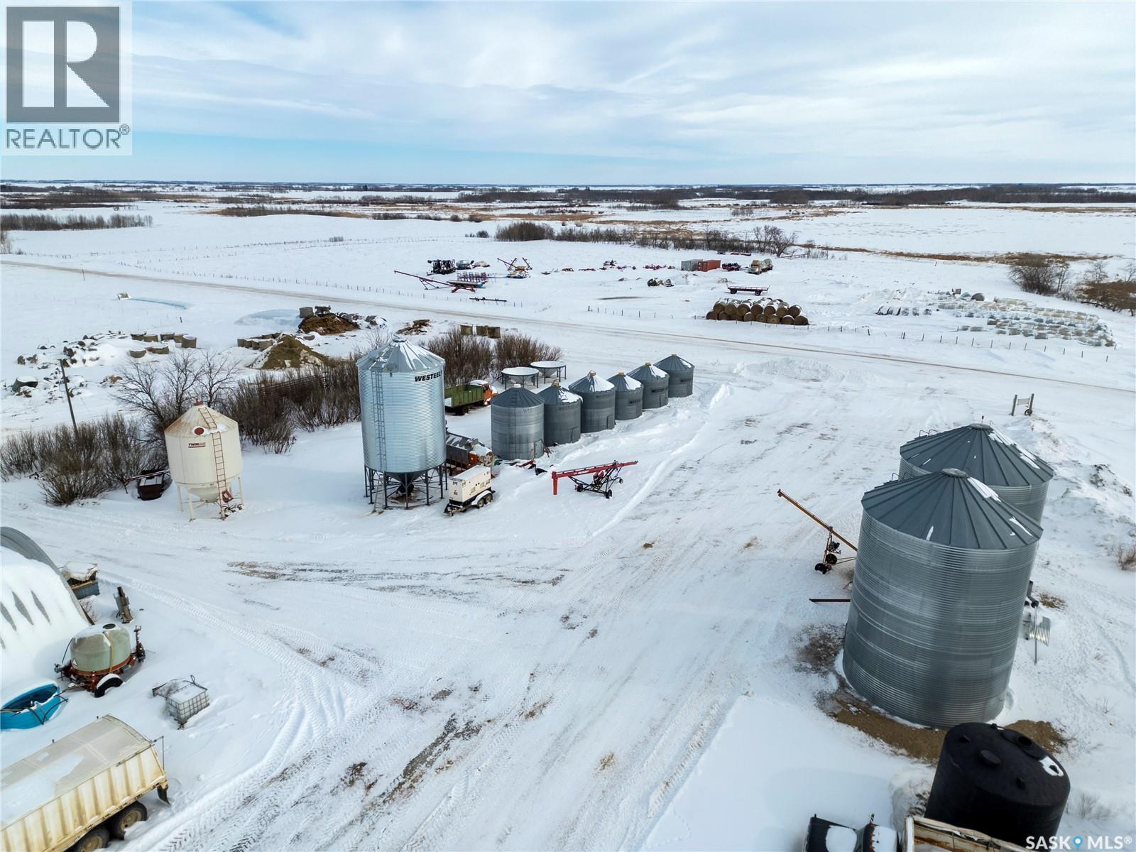 8 Quarters & Yard Site Near Yorkton (Buckingham), Saltcoats Rm No. 213, Saskatchewan  S0A 3J0 - Photo 6 - SK029585