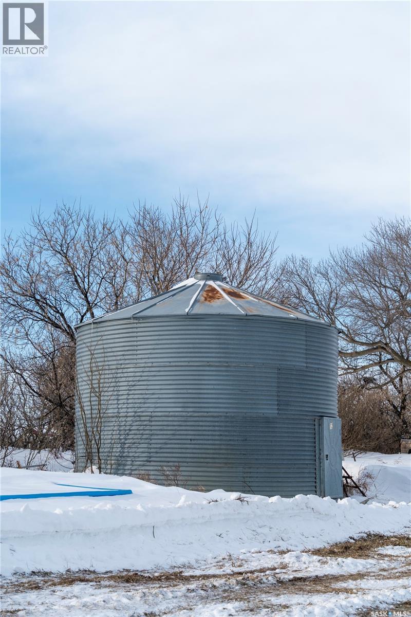 8 Quarters & Yard Site Near Yorkton (Buckingham), Saltcoats Rm No. 213, Saskatchewan  S0A 3J0 - Photo 45 - SK029585