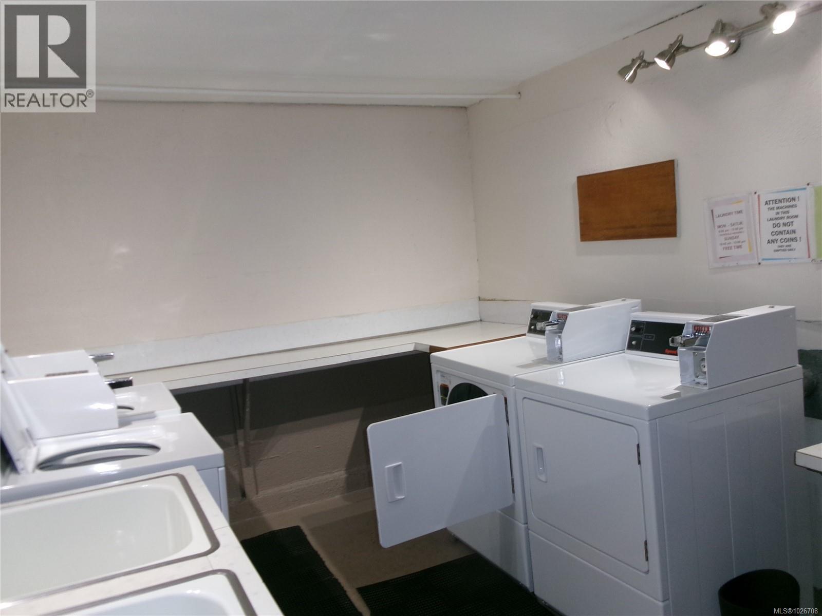 1252 9th St, Courtenay, British Columbia  V9N 1P4 - Photo 10 - 1026708