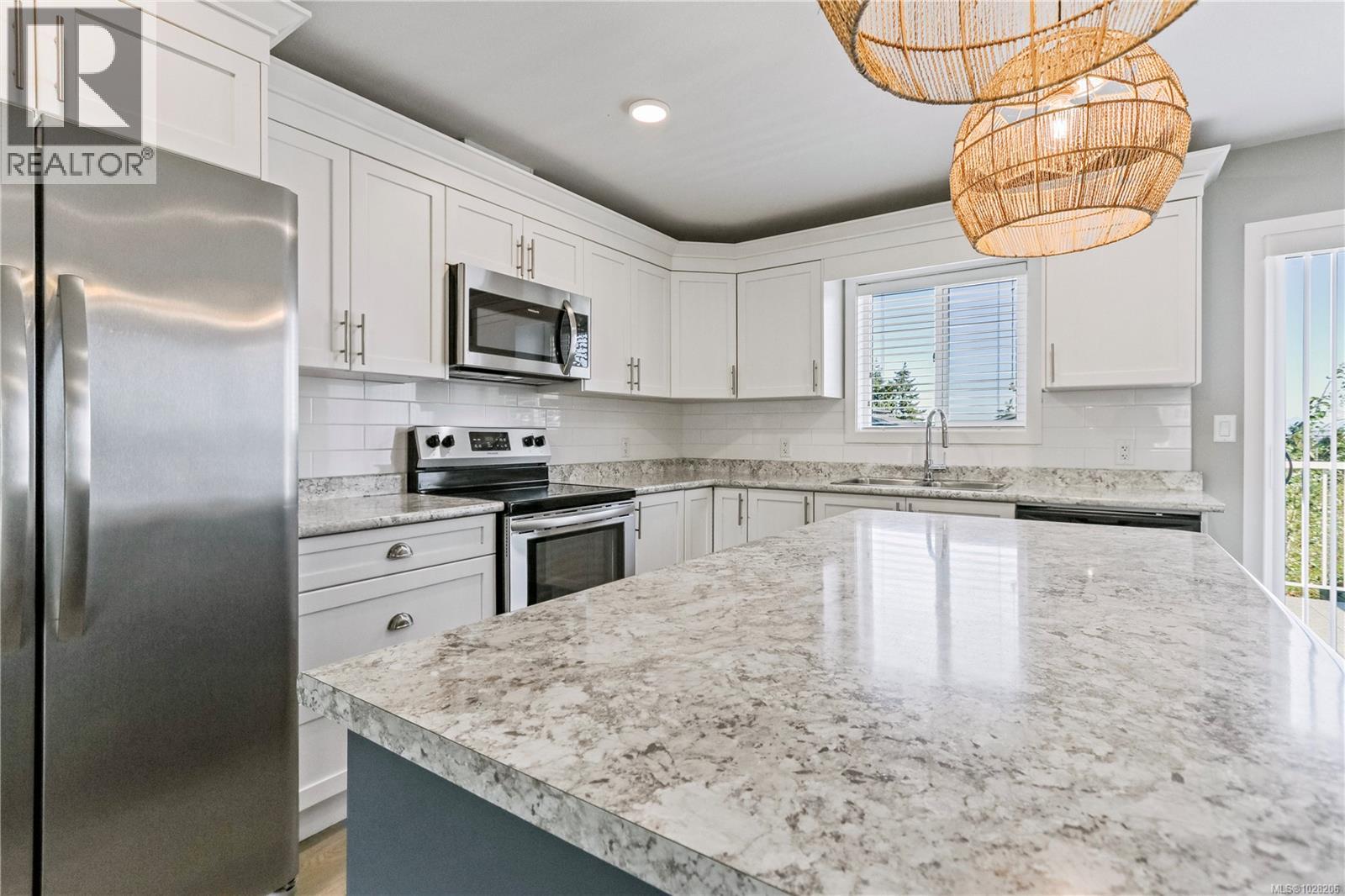 532 Lori Pl, Nanaimo, British Columbia  V9R 0H8 - Photo 8 - 1028206