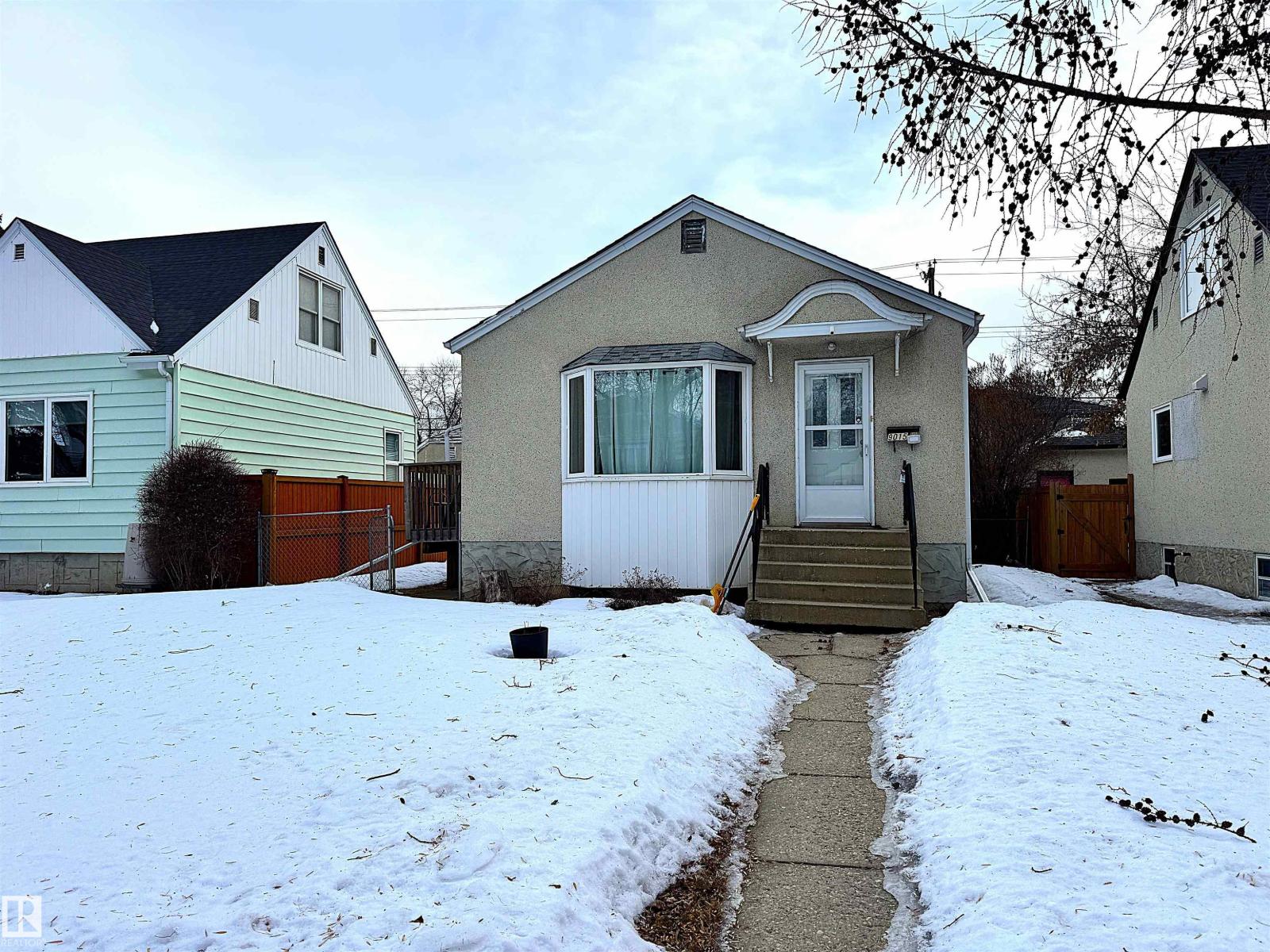 9015 91 ST NW, edmonton, Alberta