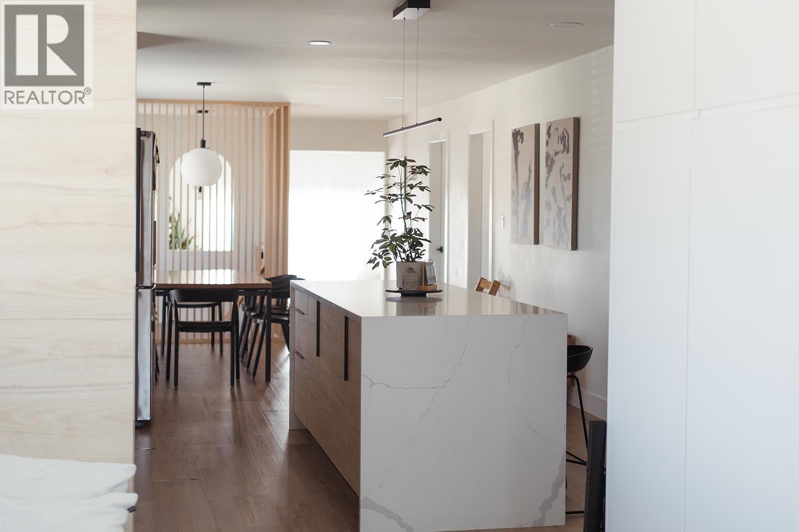 679 Gamma Avenue, Burnaby, British Columbia  V5C 6A3 - Photo 9 - R3097942