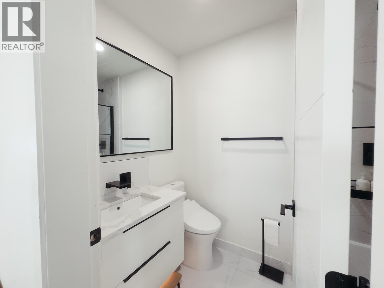 679 Gamma Avenue, Burnaby, British Columbia  V5C 6A3 - Photo 24 - R3097942