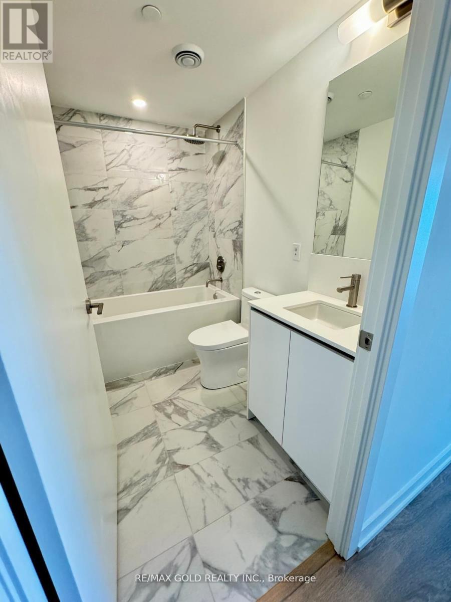 819 - 1100 Sheppard Avenue W, Toronto, Ontario  M3J 0H1 - Photo 3 - W12846174