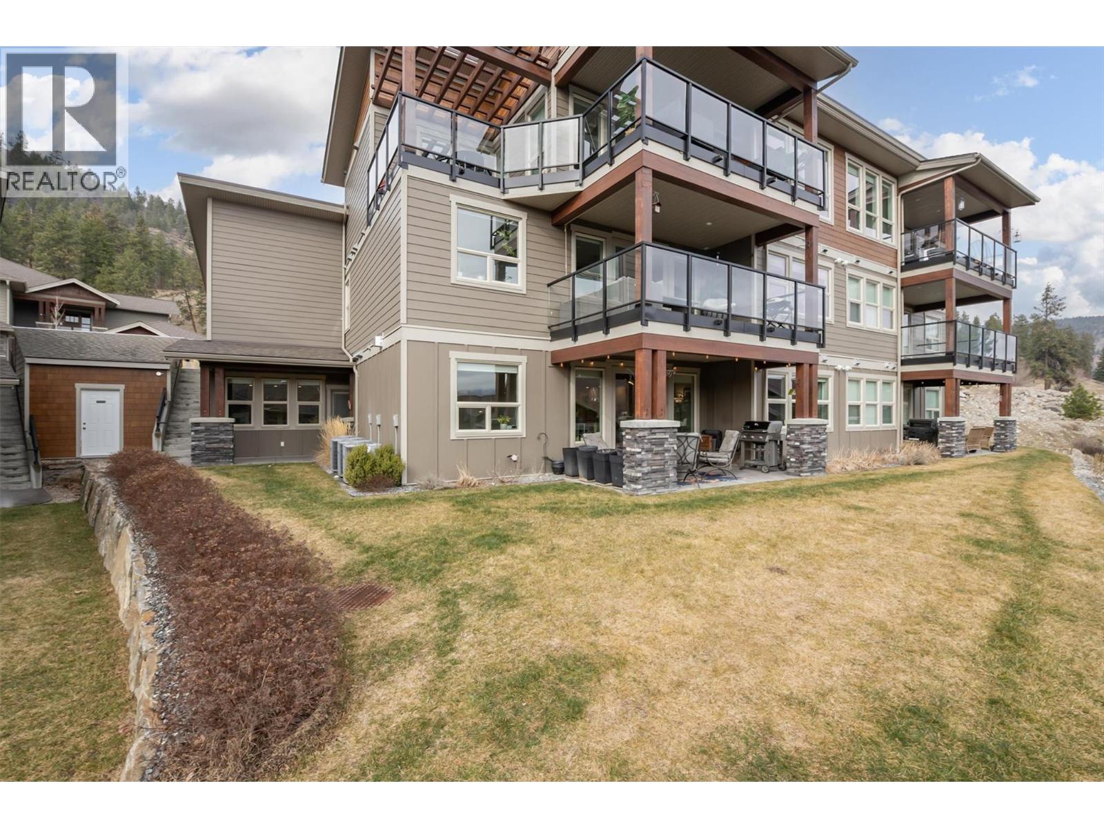 4000 Redstone Crescent Unit# 222, Peachland, British Columbia  V0H 1X5 - Photo 1 - 10378536