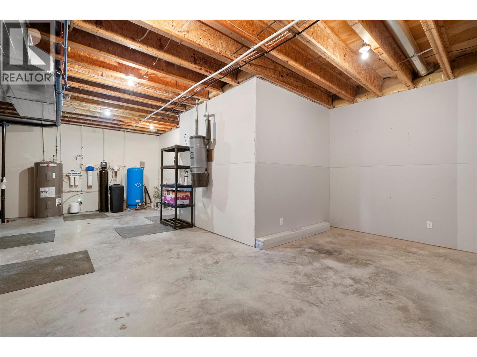 385 Riverwind Drive, Chase, British Columbia  V0E 1M1 - Photo 48 - 10378446