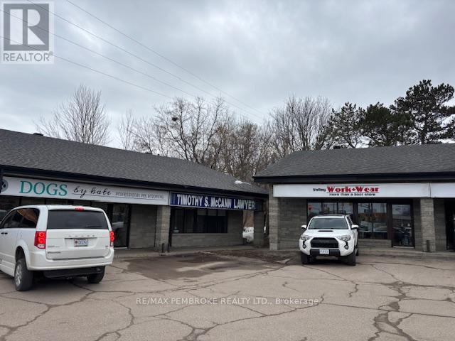 680 PEMBROKE STREET E, pembroke, Ontario