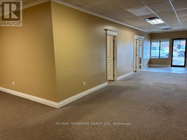 680 Pembroke Street E, Pembroke, Ontario  K8A 3M2 - Photo 12 - X12734620